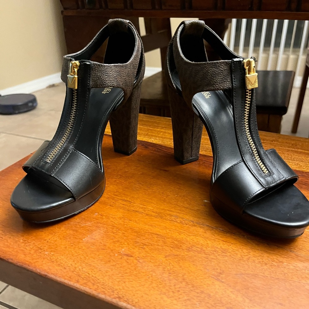 MK Black and Brown Women's Heels